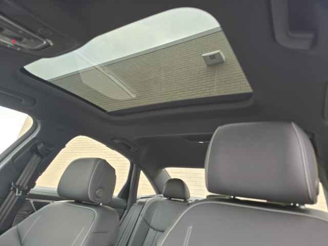 2025 Audi A6 Prestige TFSI Quattro photo 3