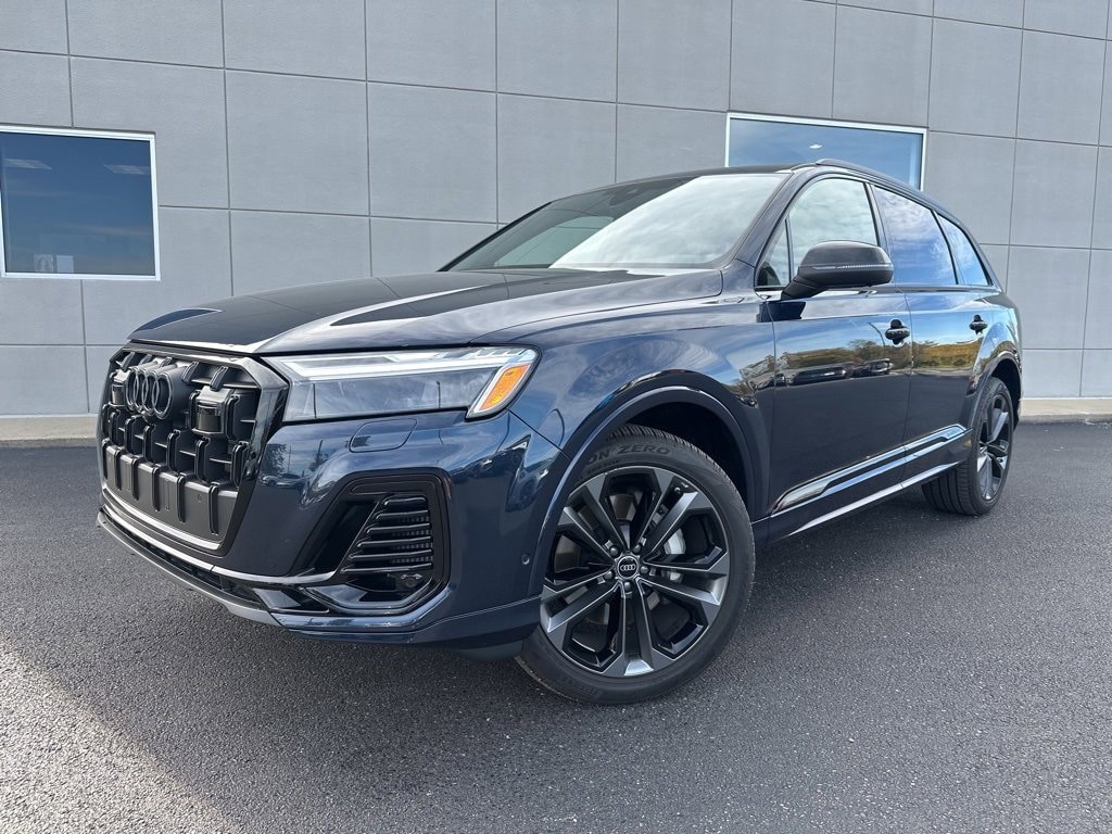 Certified 2025 Audi Q7 55 Premium SUV