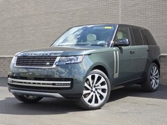 2025 Land Rover Range Rover P530 SE SUV