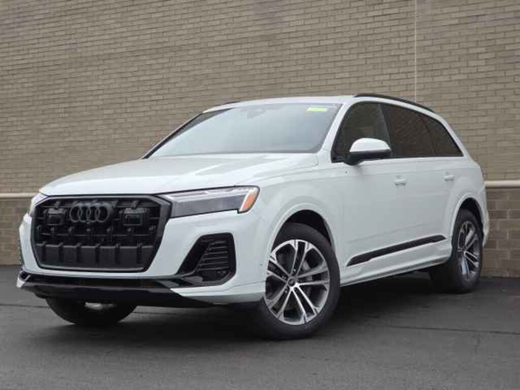 New 2026 Audi Q7 55 Premium SUV