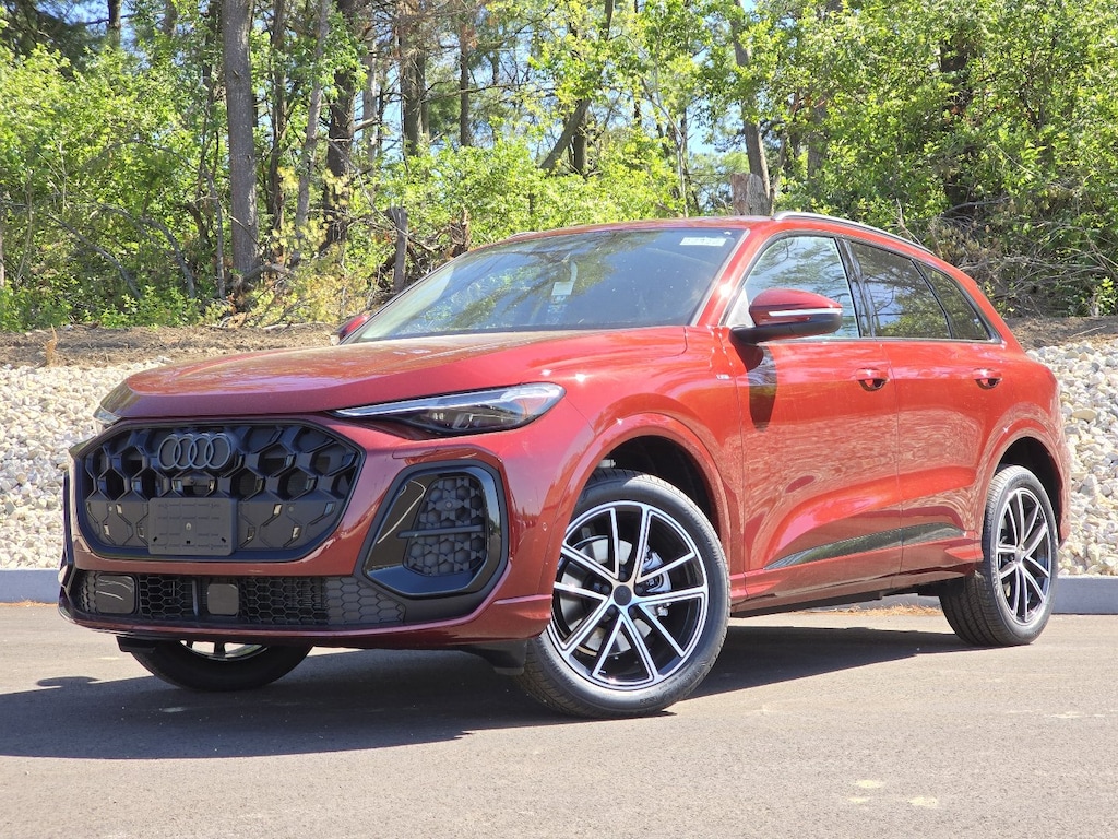 New 2026 Audi Q5 2.0T Premium SUV