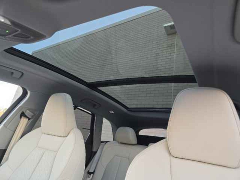 New 2025 Audi Q5 2.0T Premium SUV