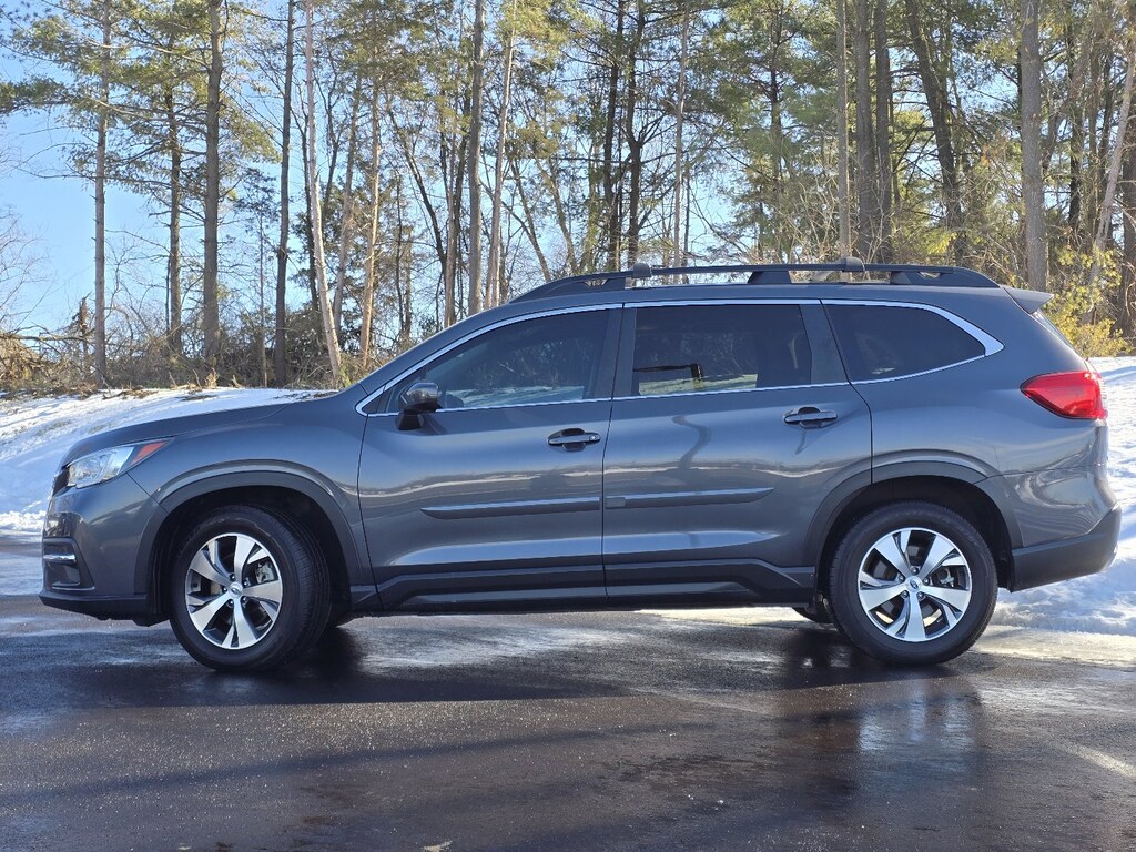 Used 2022 Subaru Ascent Premium 8-Passenger SUV