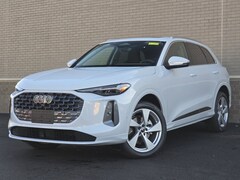 2025 Audi Q5 2.0T Premium SUV