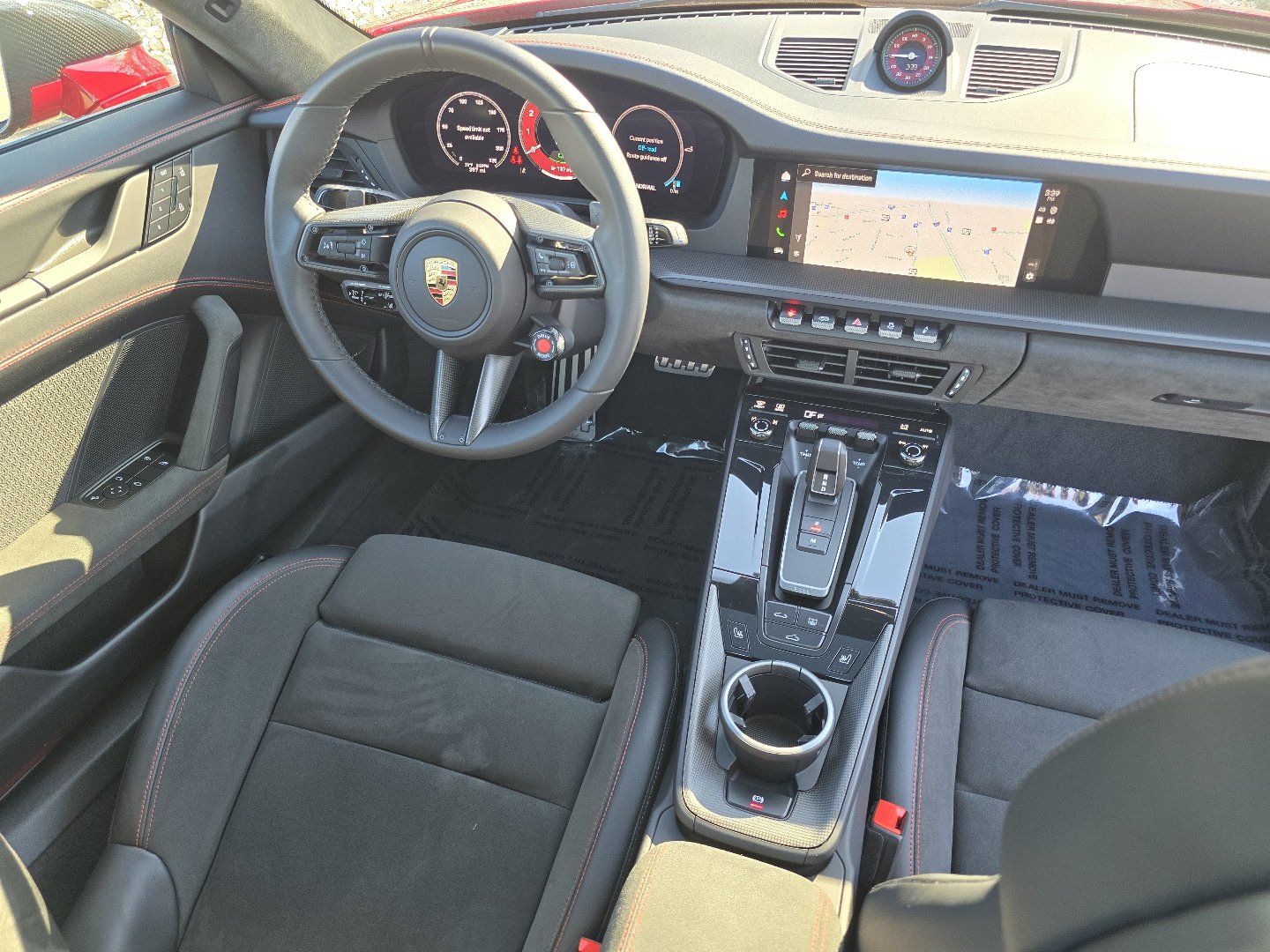 2025 Porsche 911 GTS - Photo 35