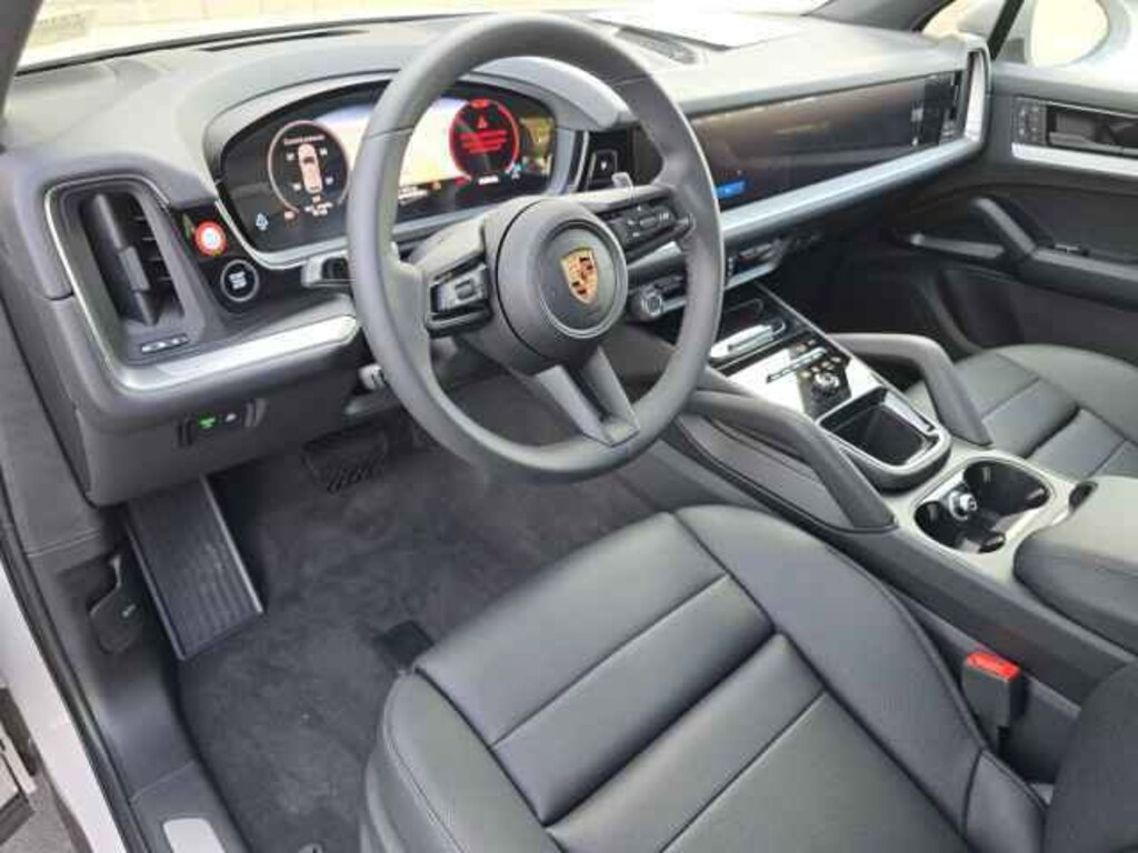 Used 2025 Porsche Cayenne SUV
