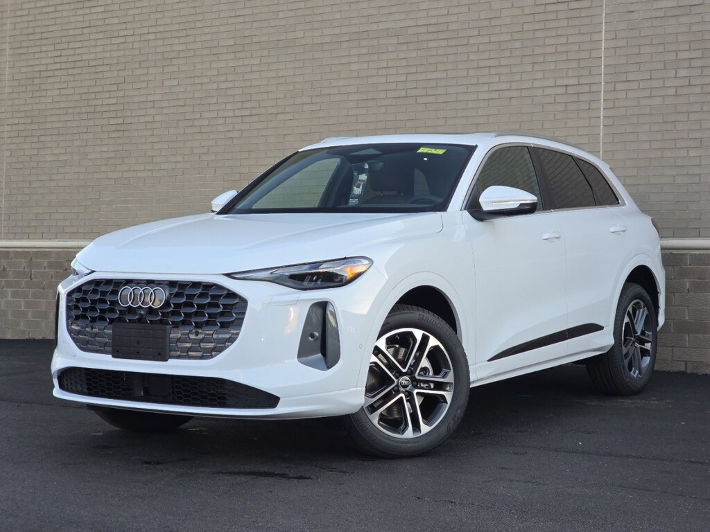 New 2025 Audi Q5 2.0T Premium SUV