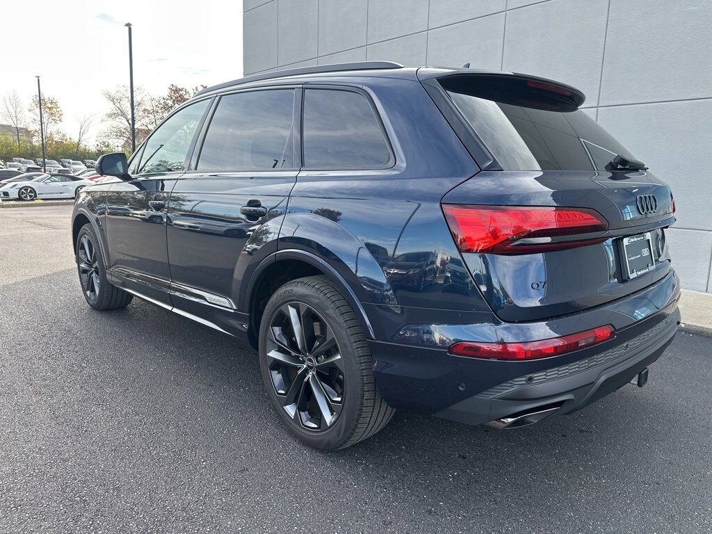 Certified 2025 Audi Q7 55 Premium SUV