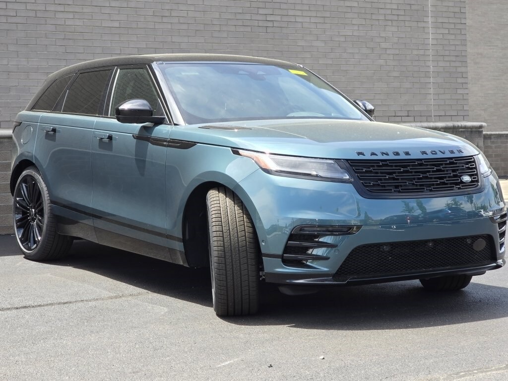 2026 Land Rover Range Rover Velar SE photo 20
