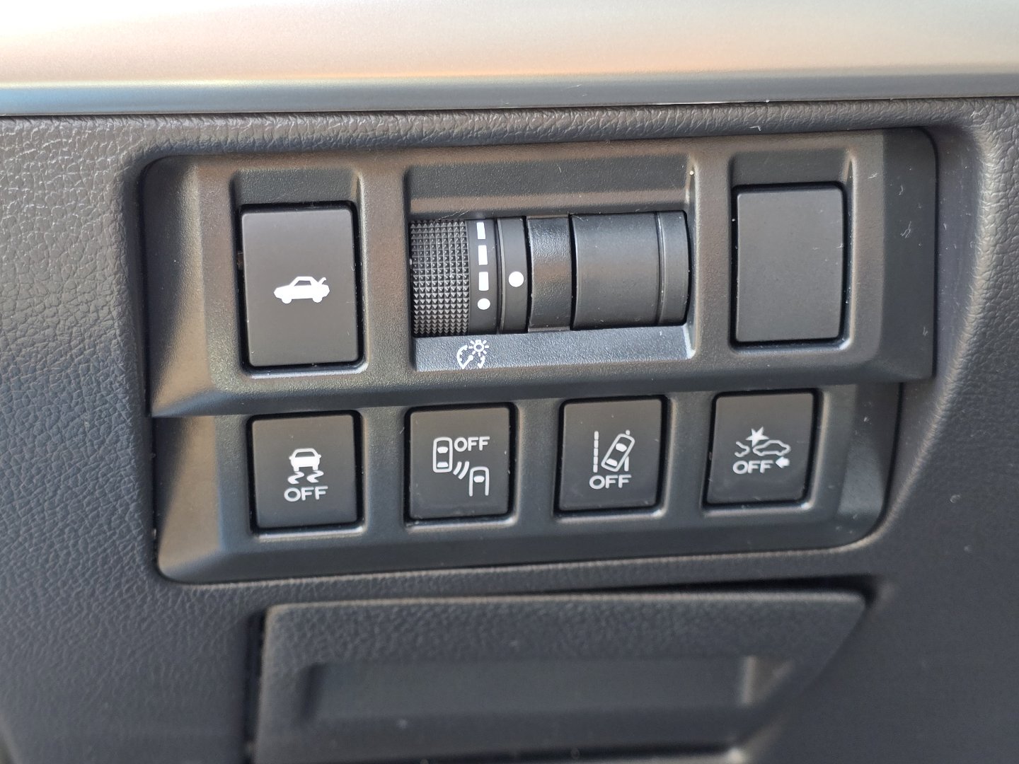 2018 Subaru Legacy Limited - Photo 17