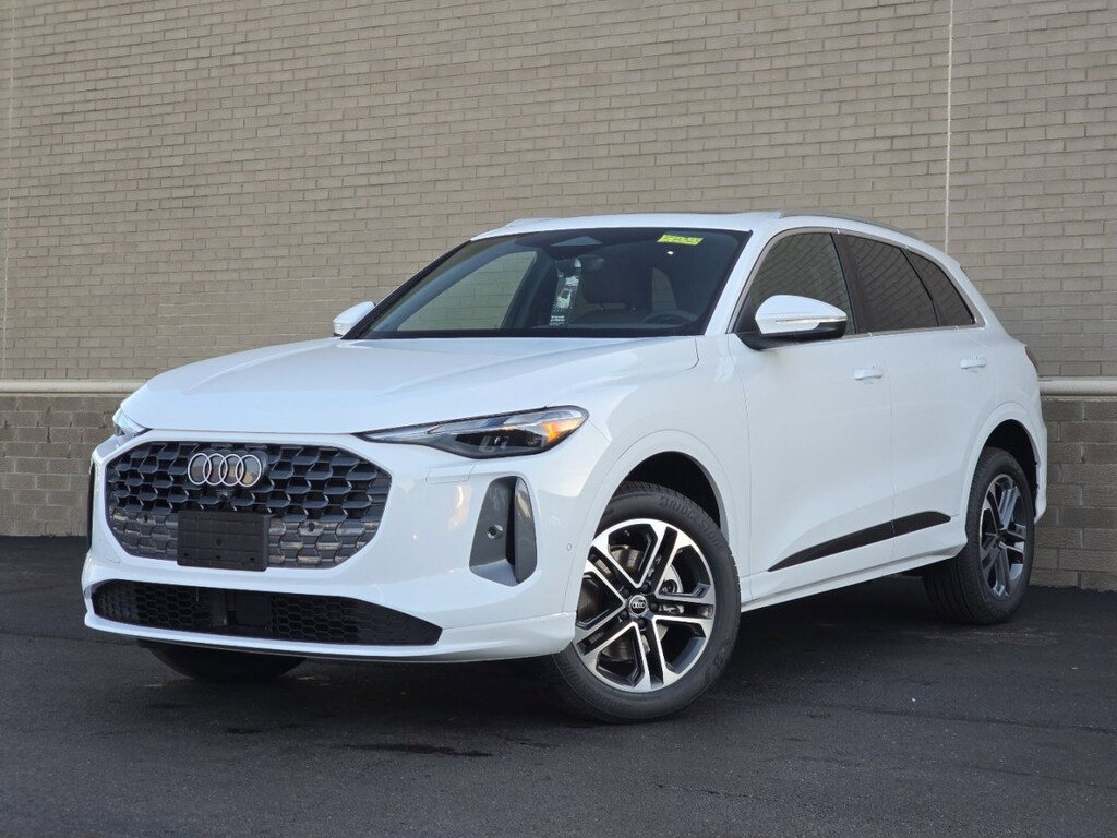 New 2025 Audi Q5 2.0T Premium SUV
