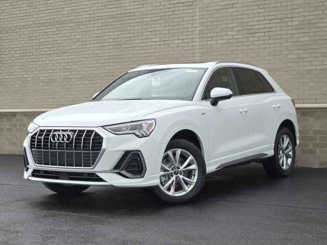 2025 Audi Q3 45 TFSI S line Premium photo 2