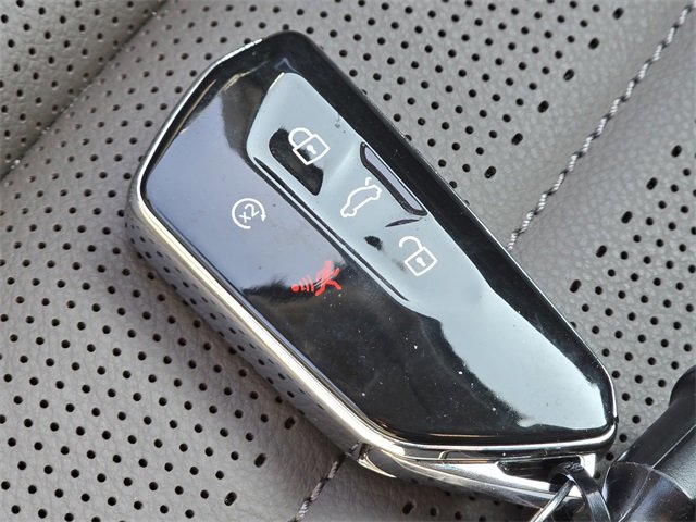 2025 Volkswagen Atlas SEL - Photo 18