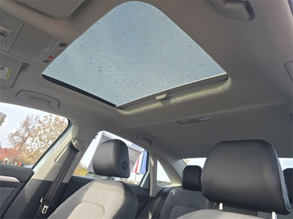 New 2026 Volkswagen Jetta 1.5T SE Sedan