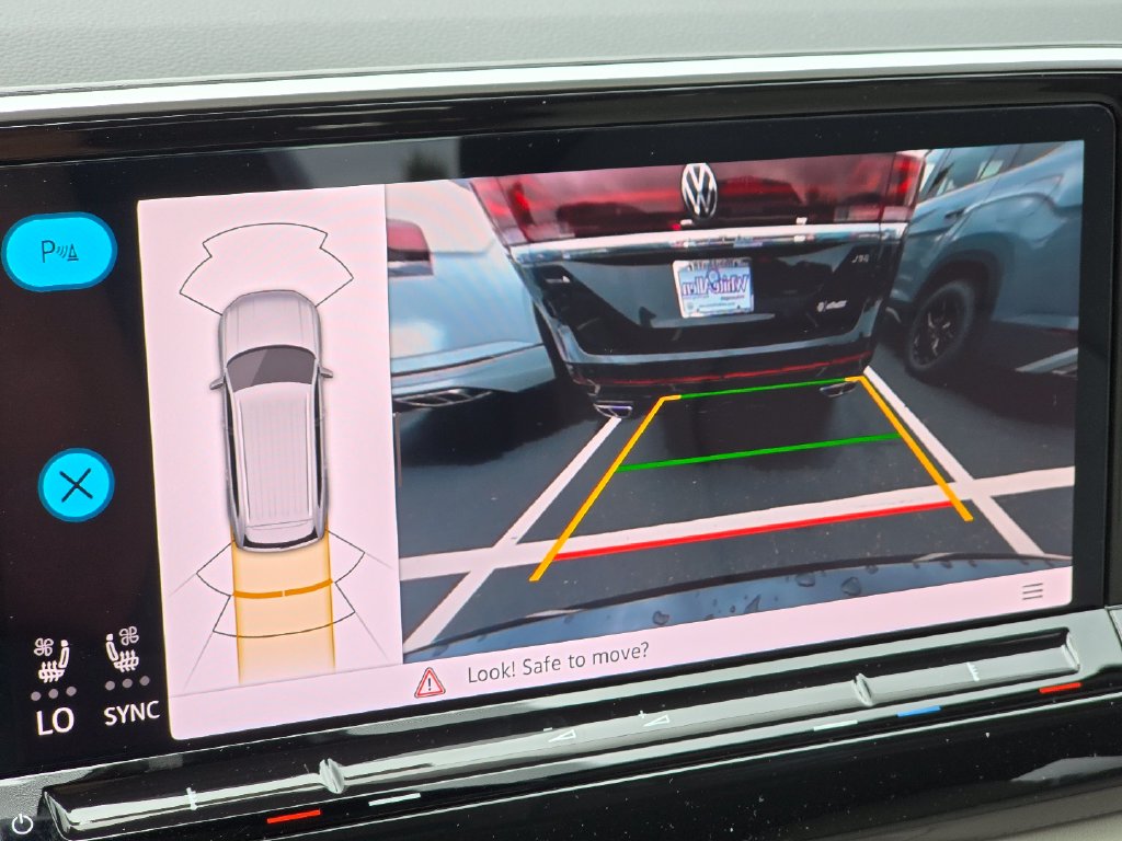 New 2026 Volkswagen Atlas SE w/Technology SUV