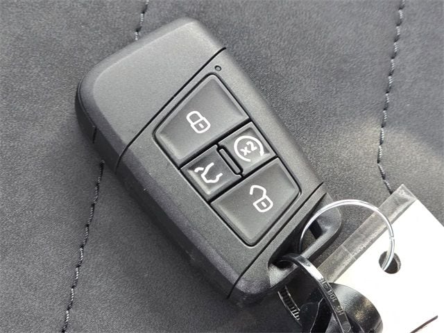 2026 Volkswagen Taos SE - Photo 15