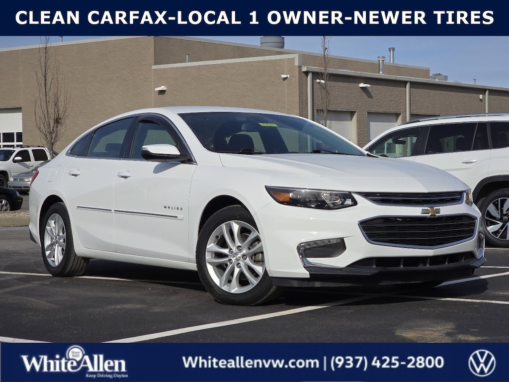 Used 2017 Chevrolet Malibu LT w/1LT Sedan