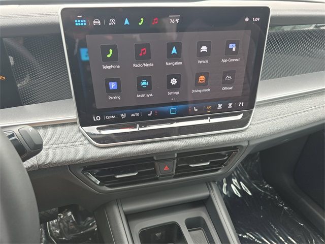 2025 Volkswagen Tiguan S - Photo 16
