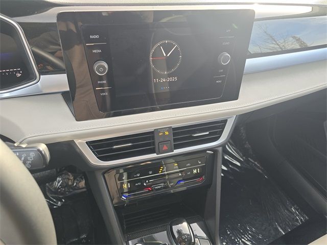 2026 Volkswagen Taos SE - Photo 14