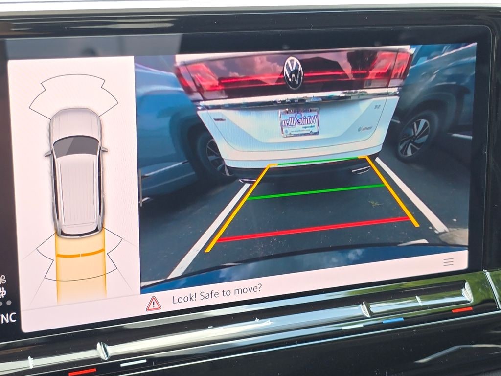 New 2026 Volkswagen Atlas SE w/Technology SUV
