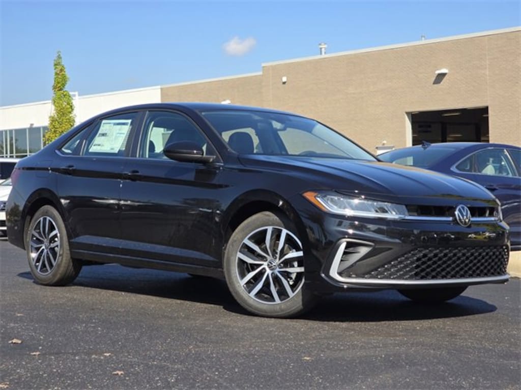 New 2026 Volkswagen Jetta 1.5T SE Sedan