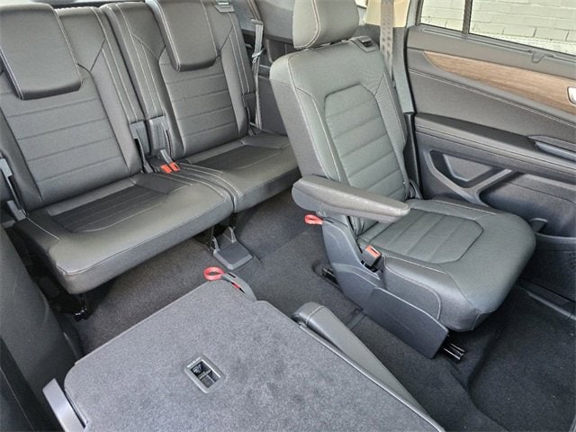 2025 Volkswagen Atlas SEL - Photo 12