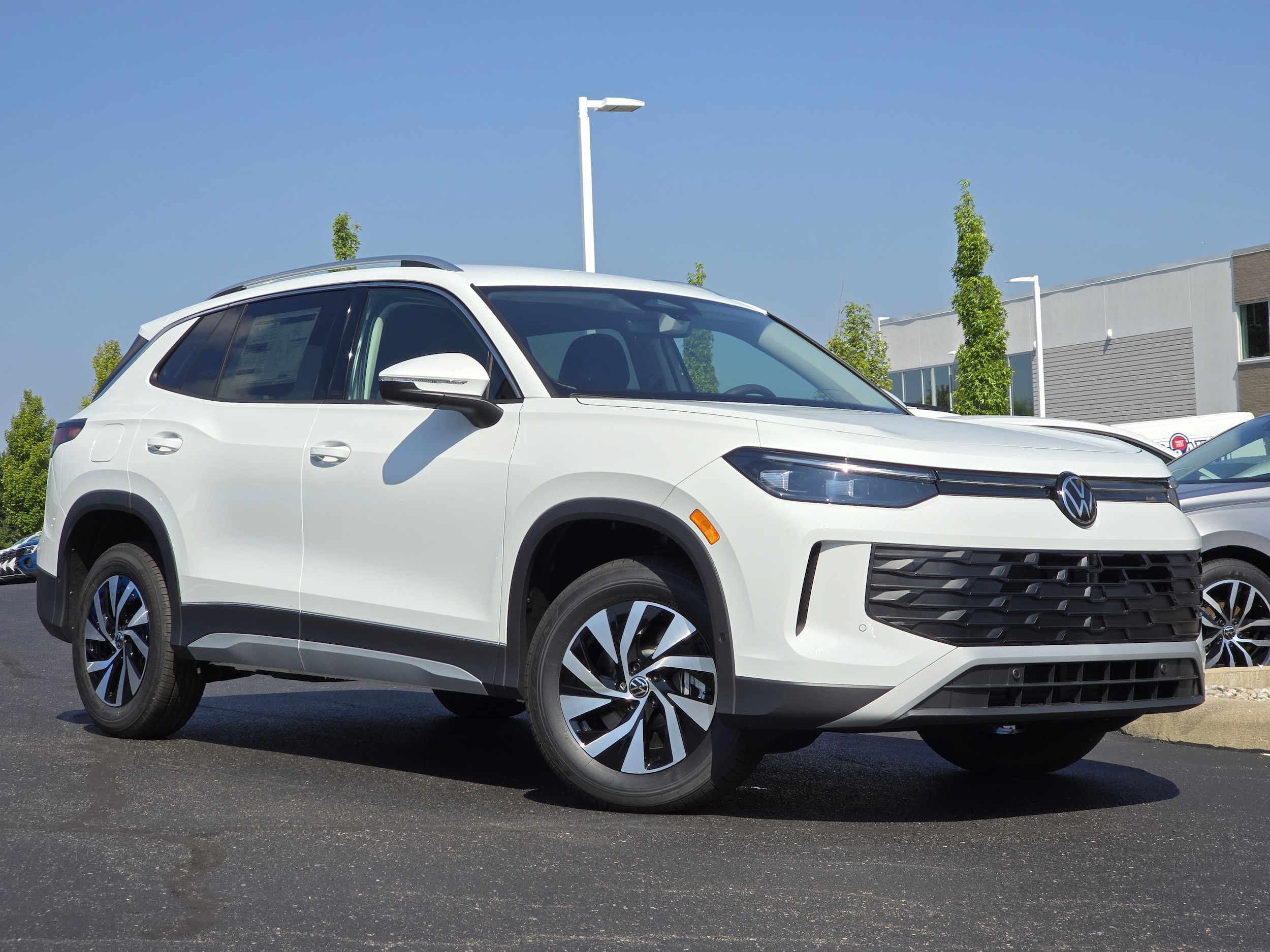 New VW Tiguan in Dayton, OH | White Allen Volkswagen