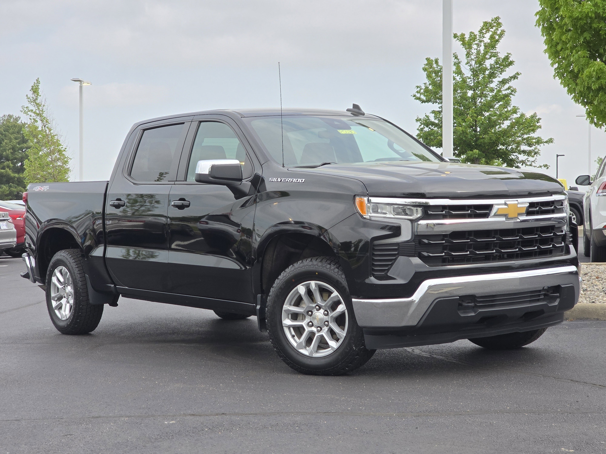 Used 2023 Chevrolet Silverado 1500 LT with VIN 1GCPDKEK9PZ214340 for sale in Dayton, OH