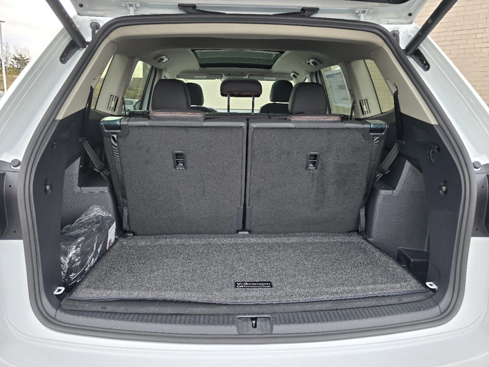 2025 Volkswagen Atlas Atlas Peak Edition - Photo 13