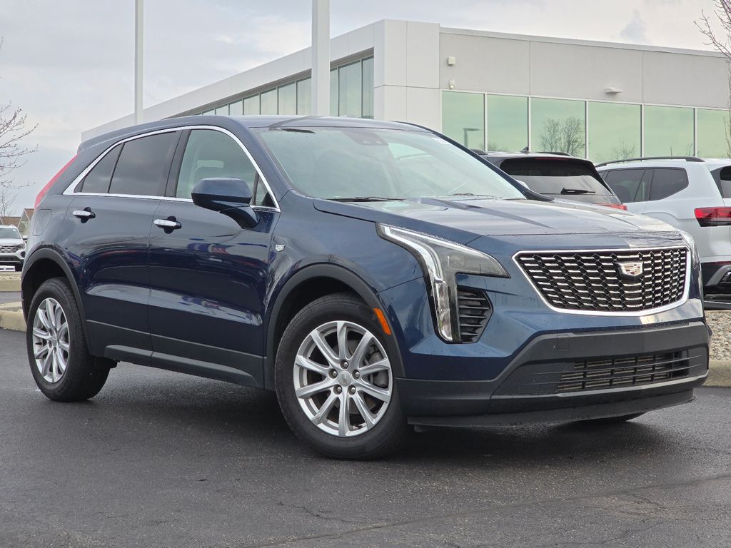 2022 Cadillac XT4 Luxury's photo