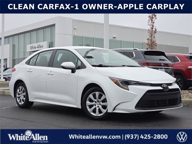 2024 Toyota Corolla LE's photo