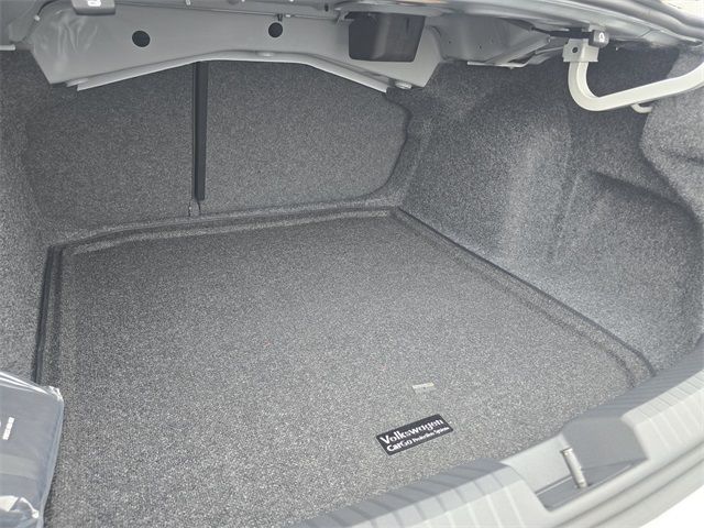 2026 Volkswagen Jetta Sport - Photo 11