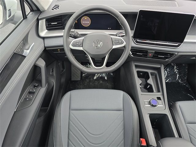 2025 Volkswagen Tiguan SE - Photo 15