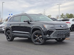 2026 Volkswagen Taos 1.5T SE Black SUV