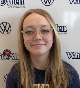 Staff member Claire Moist from ID_0128d60f0ef6