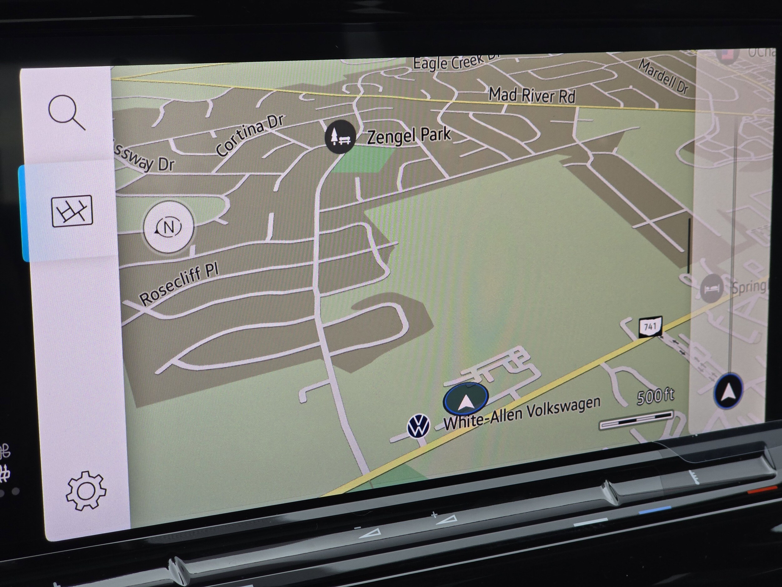 2026 Volkswagen Atlas SEL photo 4