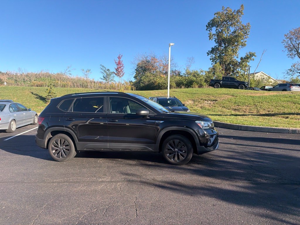 Used 2024 Volkswagen Taos 1.5T S SUV