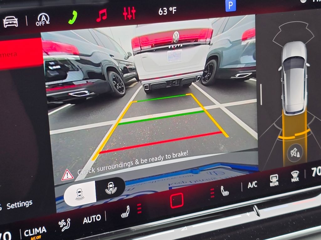 New 2026 Volkswagen Tiguan 2.0T SE SUV