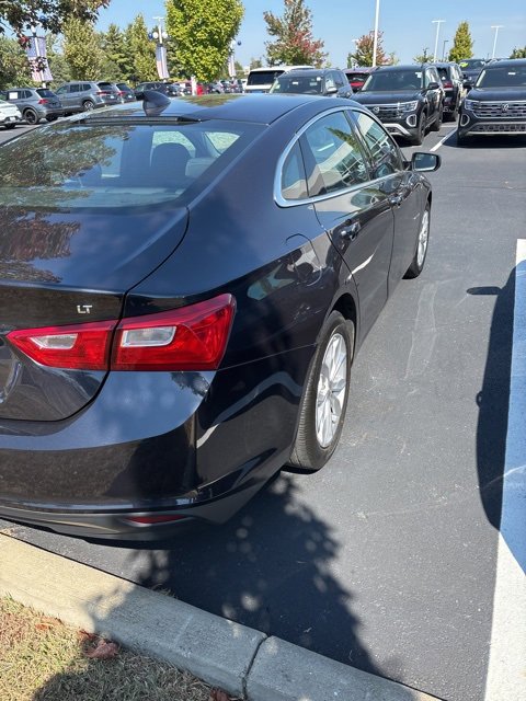 2023 Chevrolet Malibu 1LT photo 3