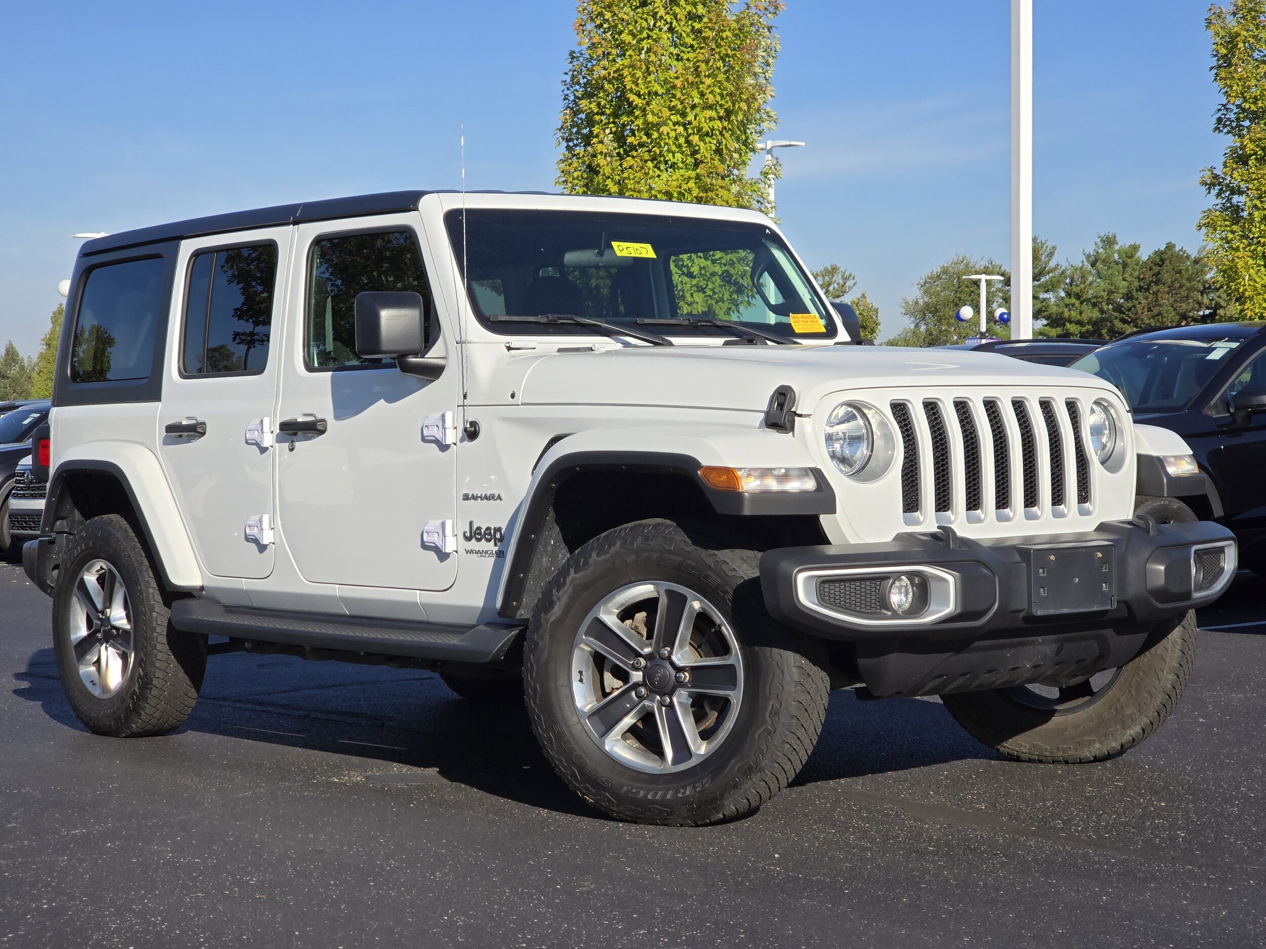 2021 Jeep Wrangler Unlimited Sahara photo 2