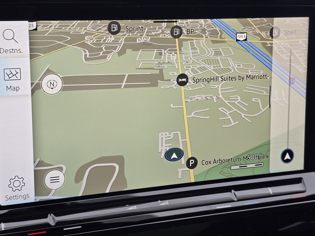 2025 Volkswagen Atlas SEL photo 3