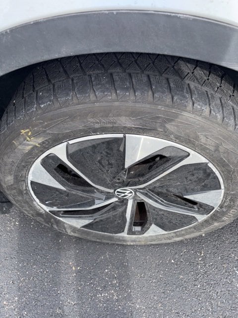 Used 2021 Volkswagen ID.4 PRO S with VIN WVGTMPE22MP031506 for sale in Dayton, OH