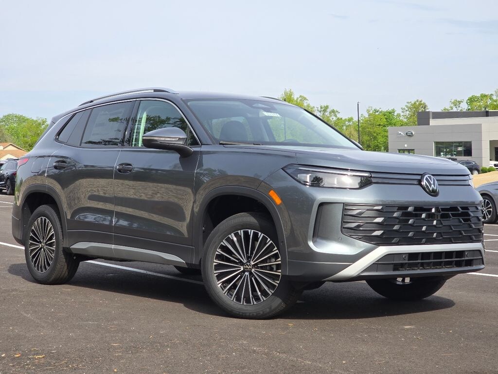 New 2026 Volkswagen Tiguan 2.0T S SUV
