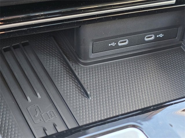 2025 Volkswagen Atlas SEL - Photo 7