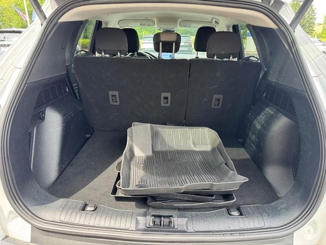 2022 Ford Escape SE - Photo 13