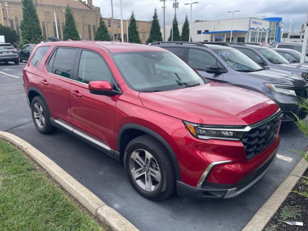 Certified 2024 Honda Pilot EX-L 7 Passenger SUV