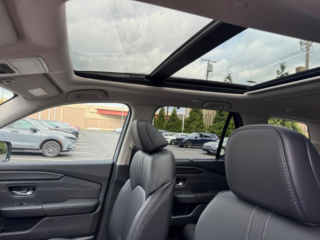 2026 Honda Pilot Touring - Photo 15
