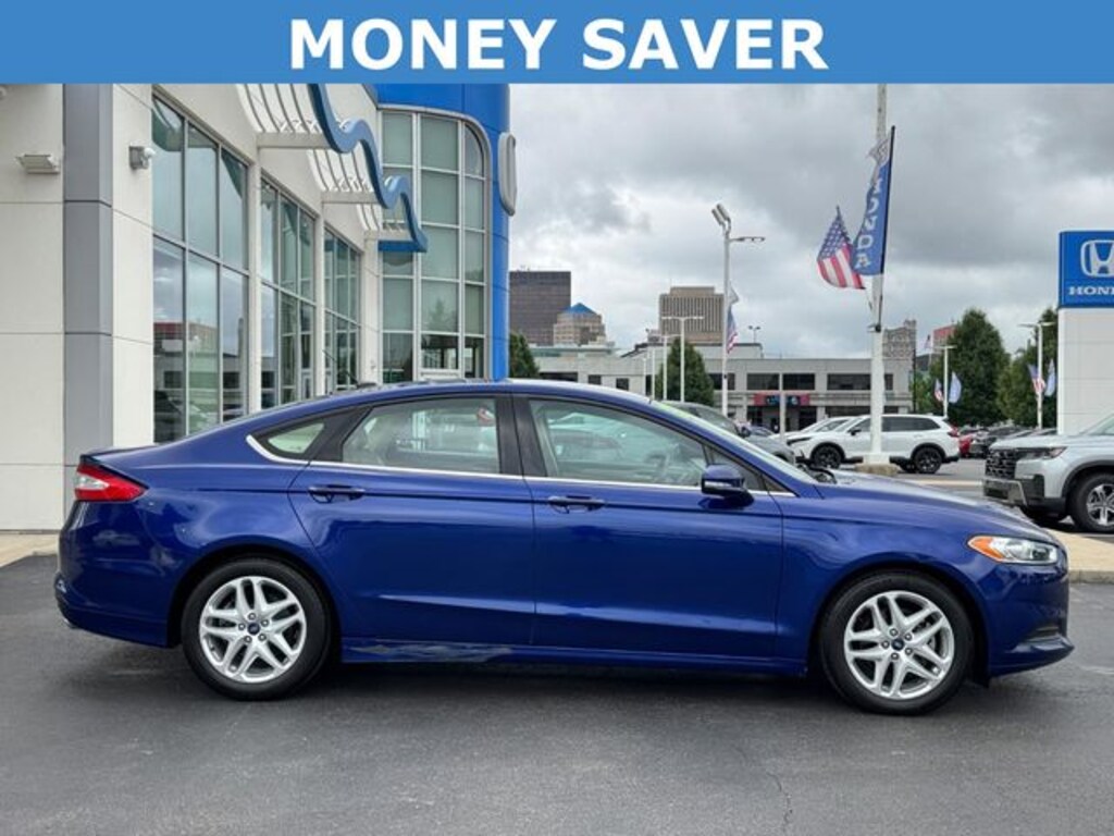 Used 2013 Ford Fusion SE Sedan