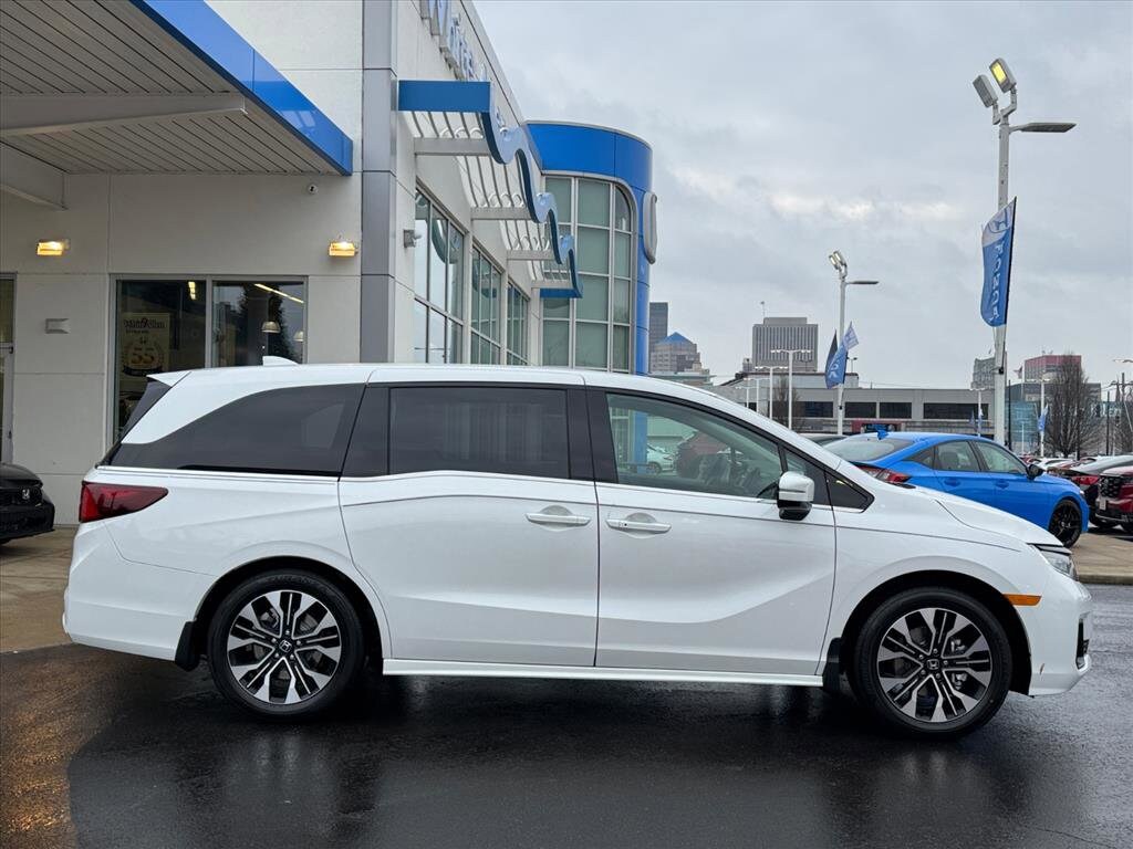 New 2026 Honda Odyssey Elite Van Passenger