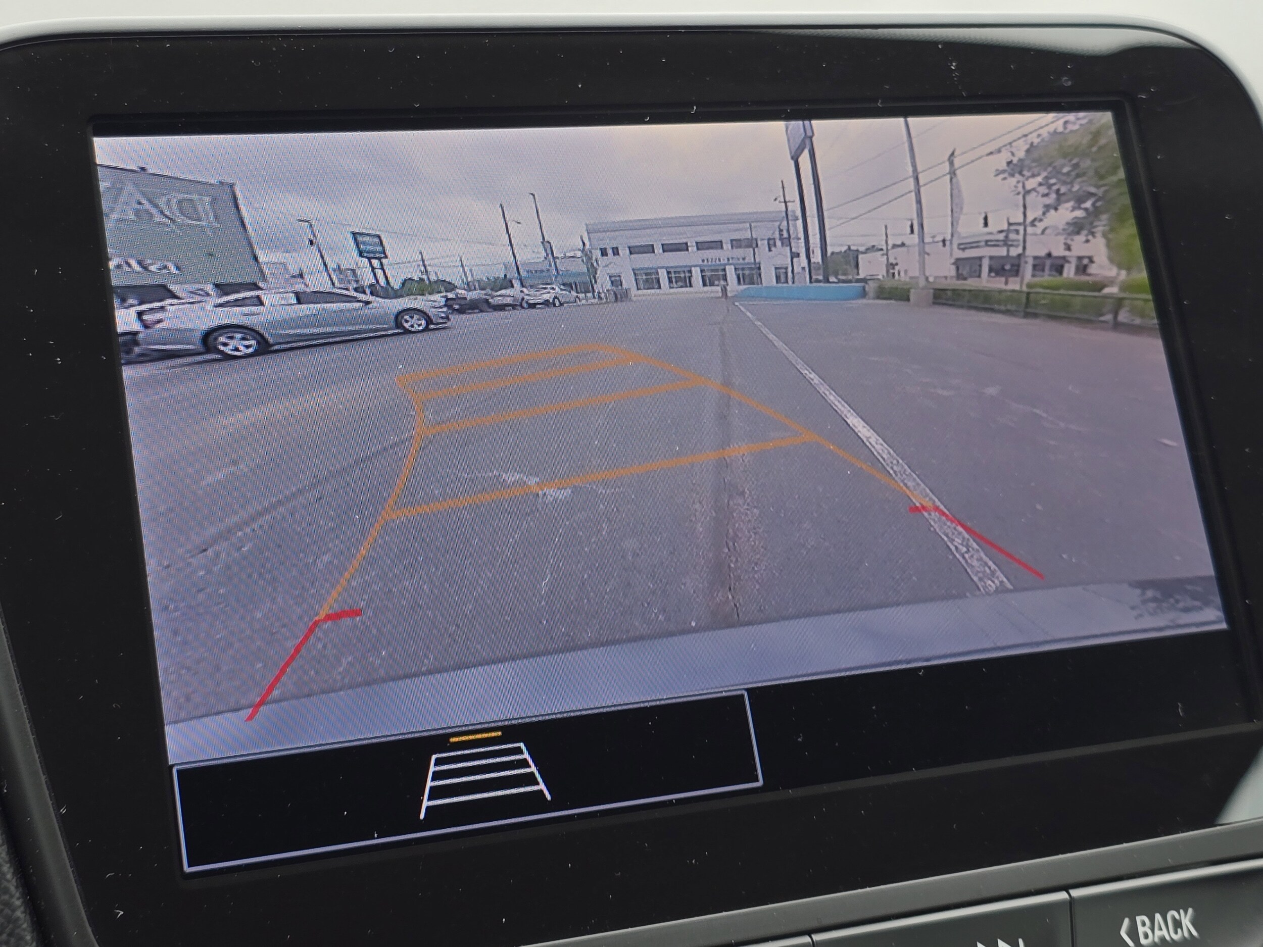 2023 Chevrolet Malibu 1LT photo 2